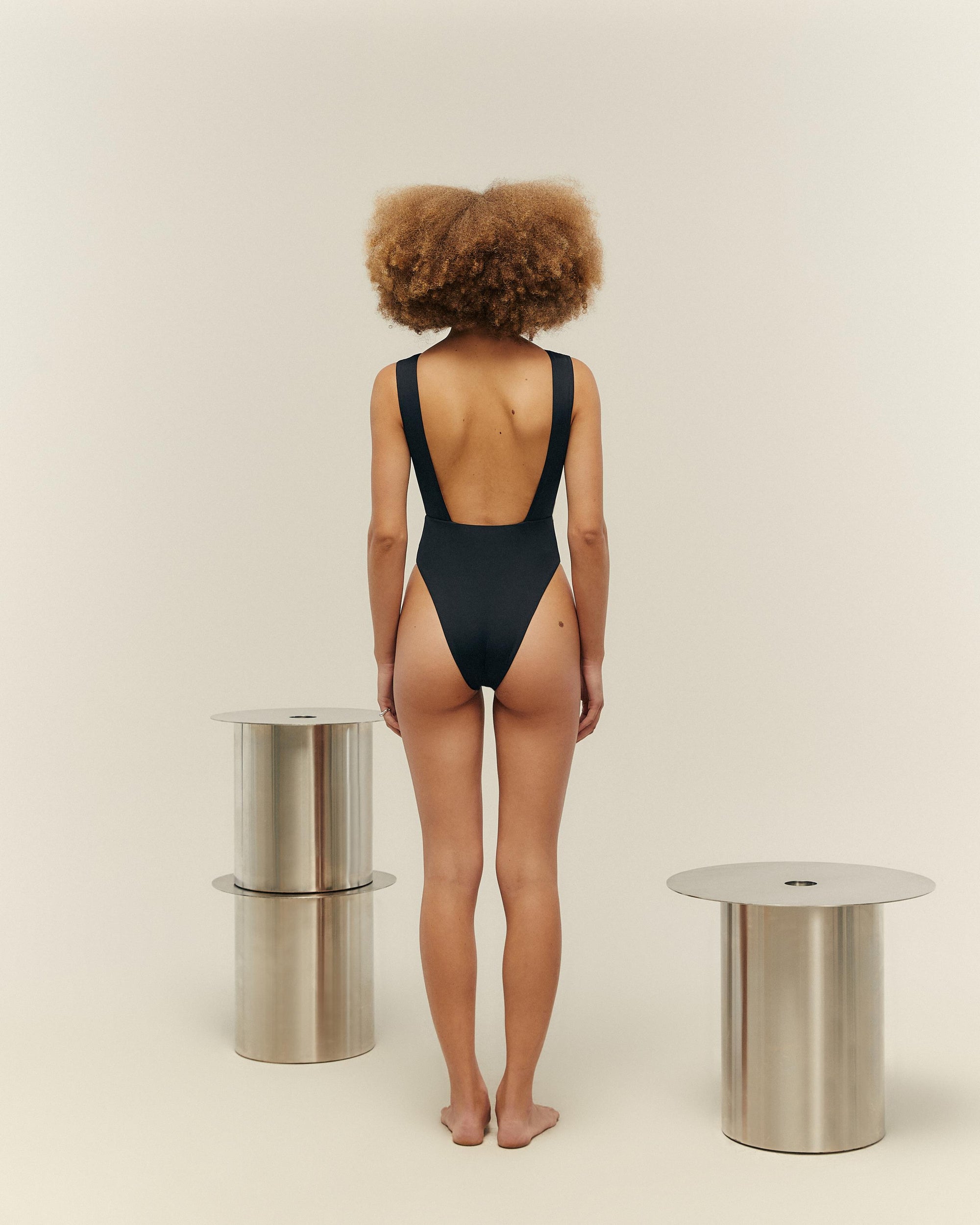 SLIT SWIMSUIT BLACK