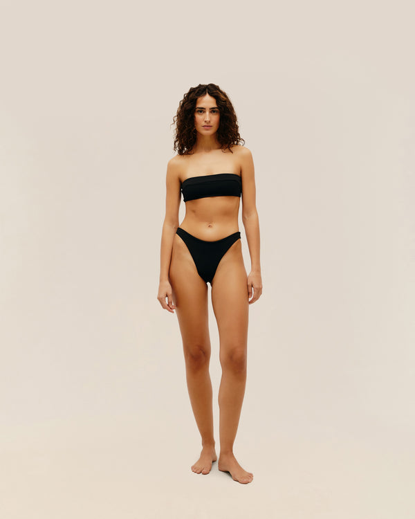 CREPE STRAIGHT GABI TOP NOIR