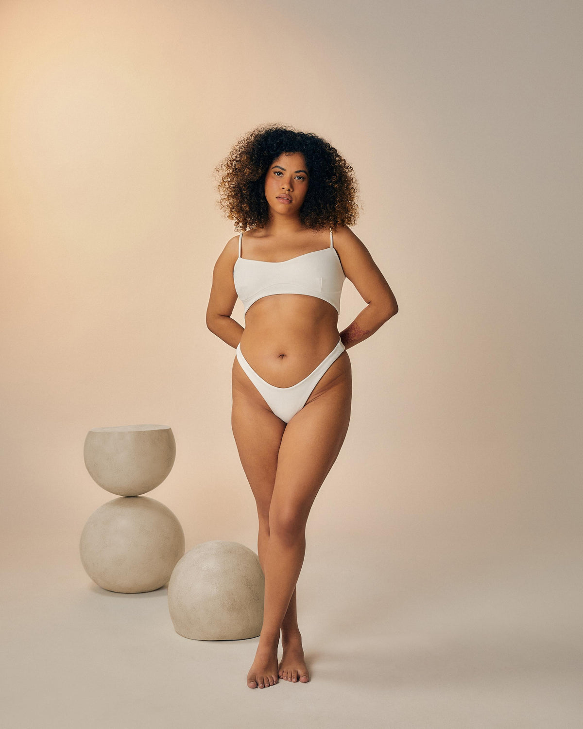 JEN TOP CREPE - OFF-WHITE