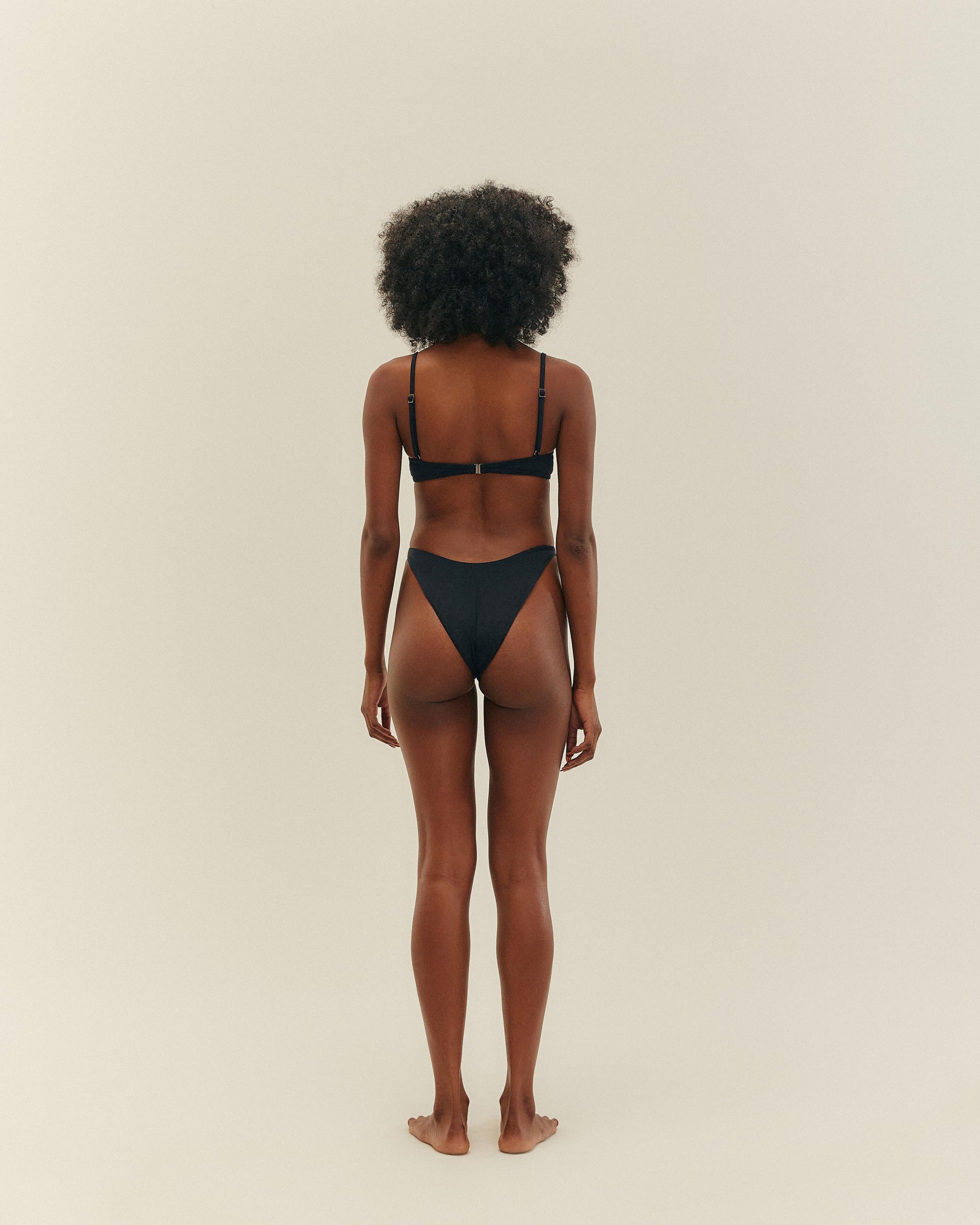 TOP CRIS VIES FP BLACK
