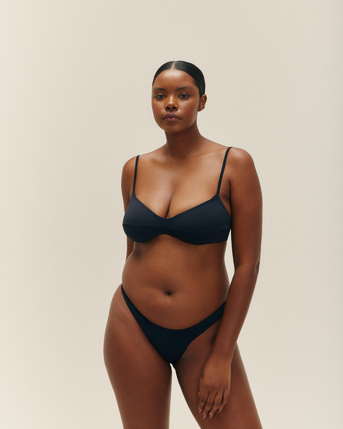 ADJUSTABLE MONICA TOP BLACK