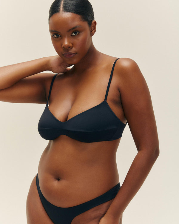 ADJUSTABLE MONICA TOP BLACK