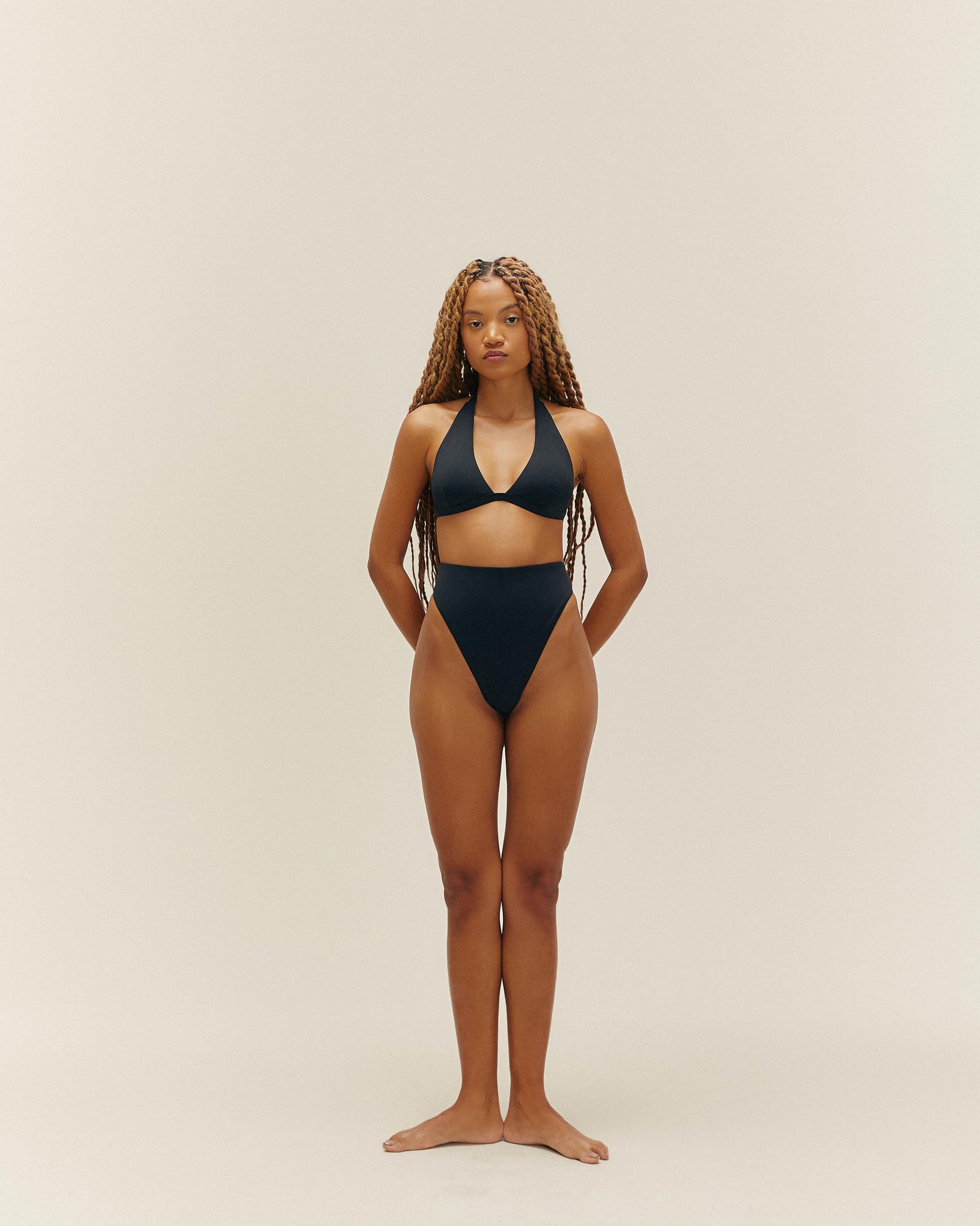 TOP NADIA AJUSTABLE NEGRO NEGRO