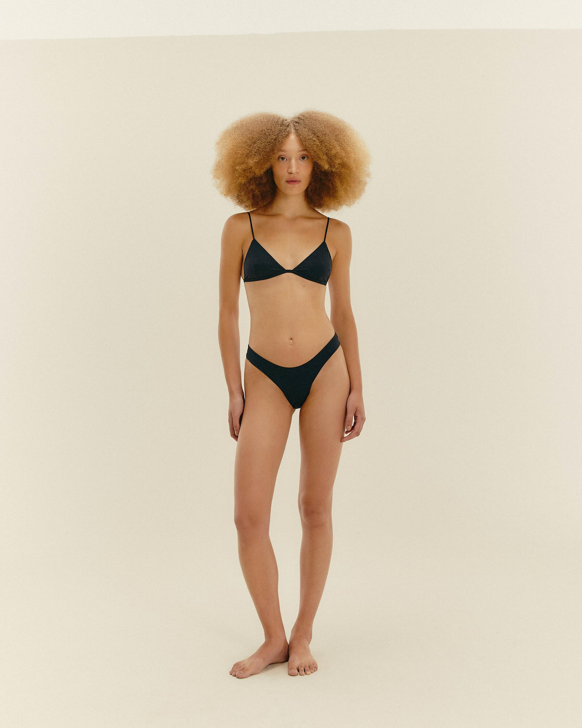 AJUSTABLE OLIVIA TOP BLACK