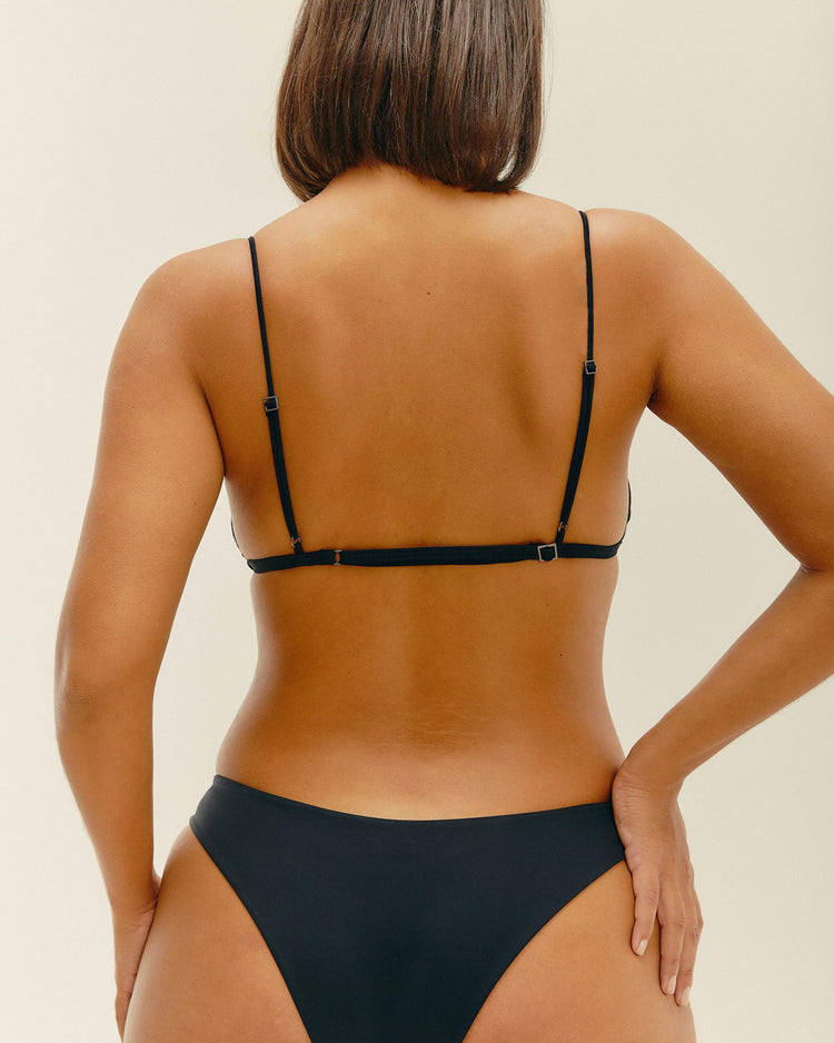AJUSTABLE OLIVIA TOP BLACK
