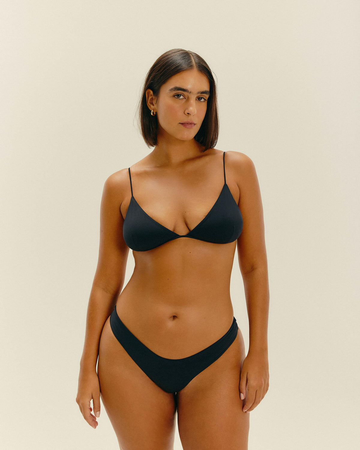 AJUSTABLE OLIVIA TOP BLACK