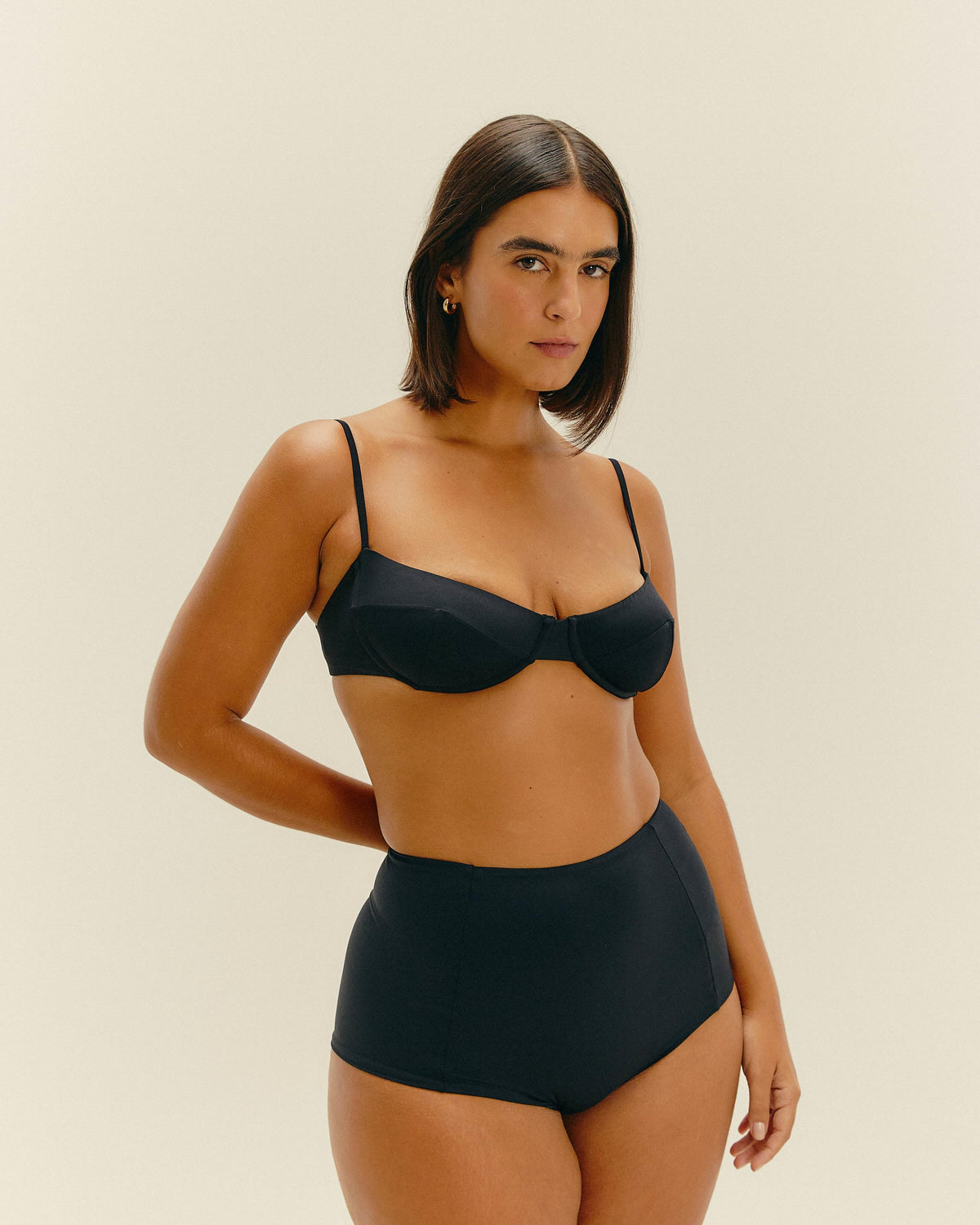 ADJUSTABLE VINTAGE TOP BLACK