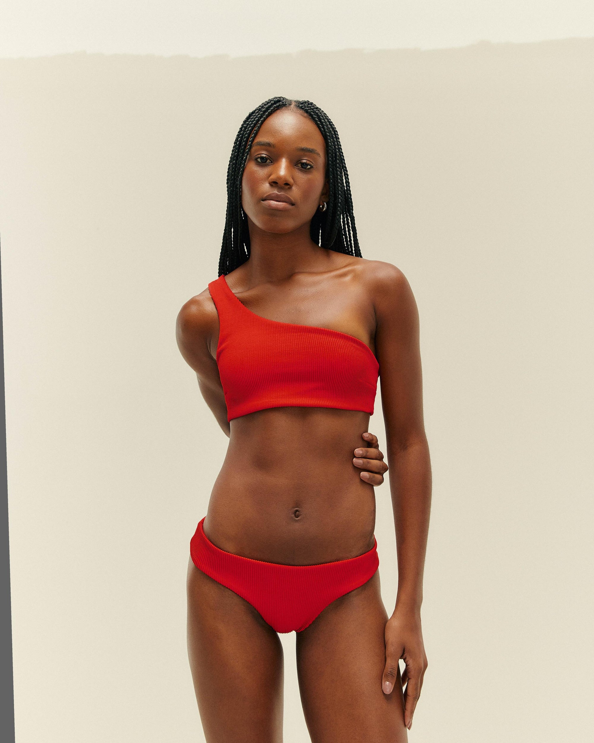 RIBBED PERLIN TOP RED SHIFT