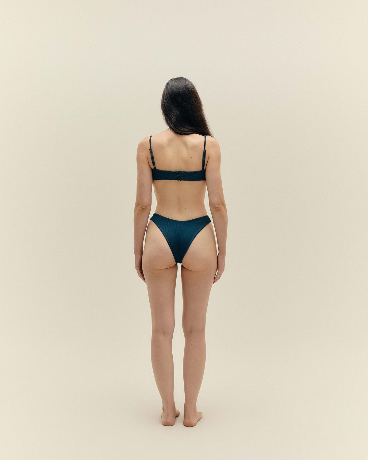 Haut Agatha à nervures bleu foncé