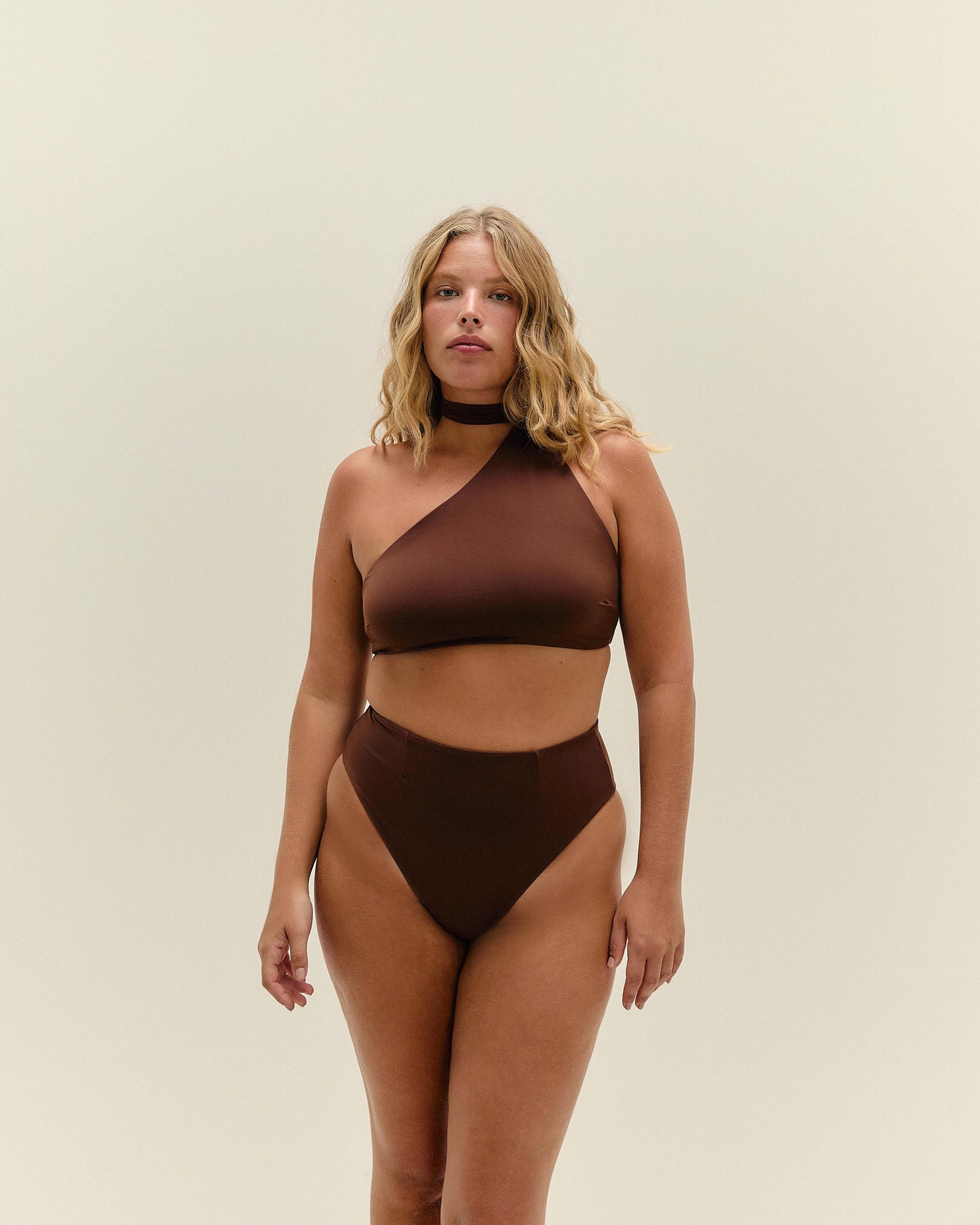 ANGELINA TOP BRAUNA BROWN