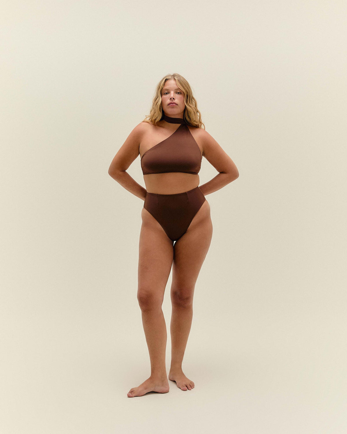 ANGELINA TOP BRAUNA BROWN
