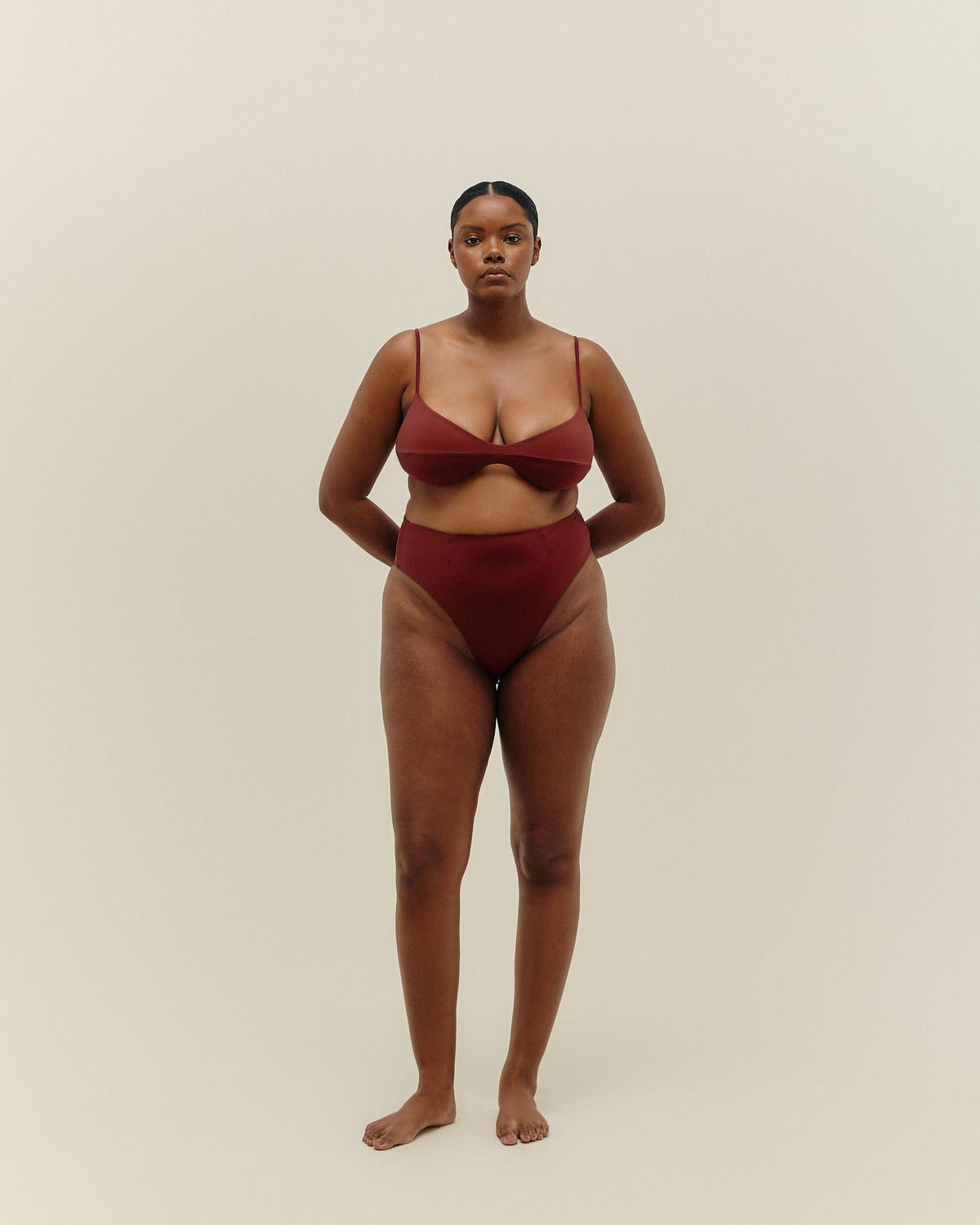 AJUSTABLE MONICA TOP MARSALA