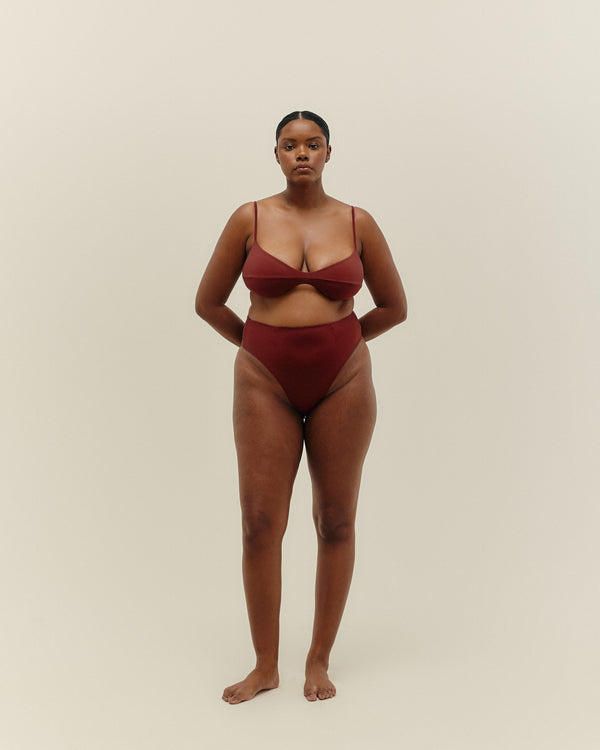 AJUSTABLE MONICA TOP MARSALA