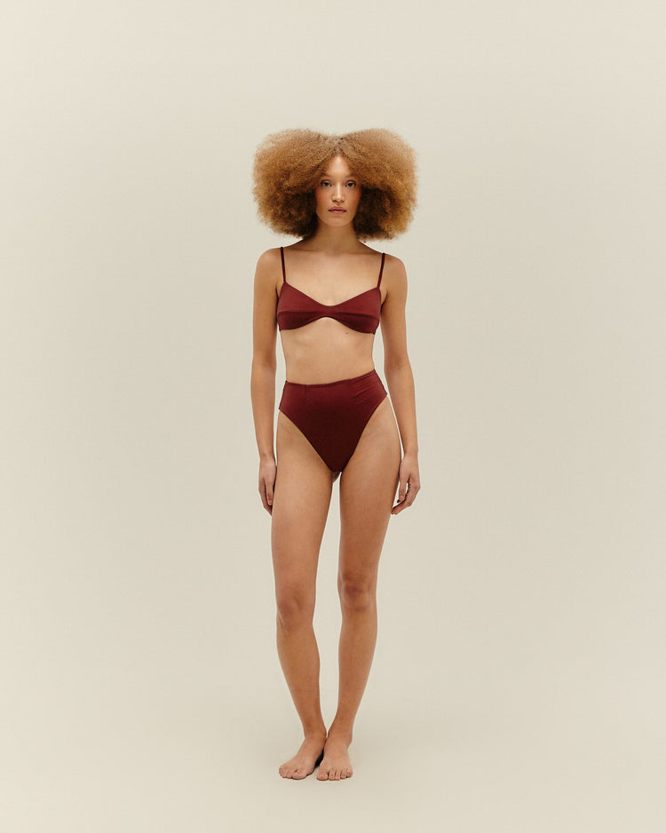 AJUSTABLE MONICA TOP MARSALA