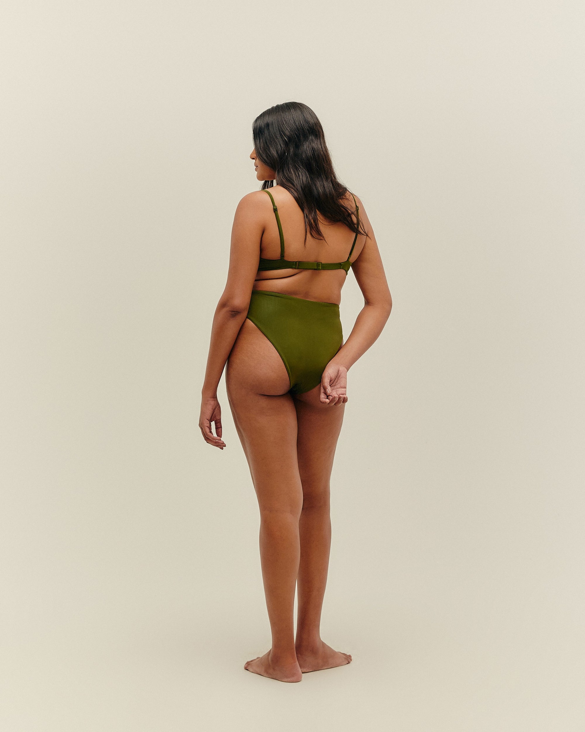 ADJUSTABLE MONICA TOP OLIVE GREEN