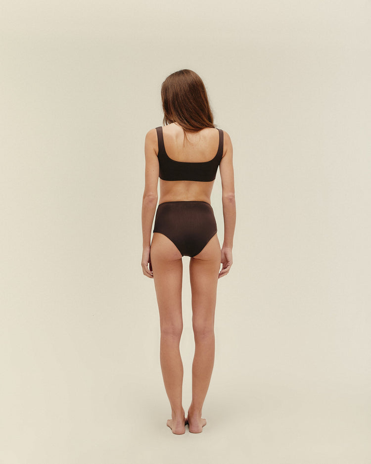 SET GABI MARRONE