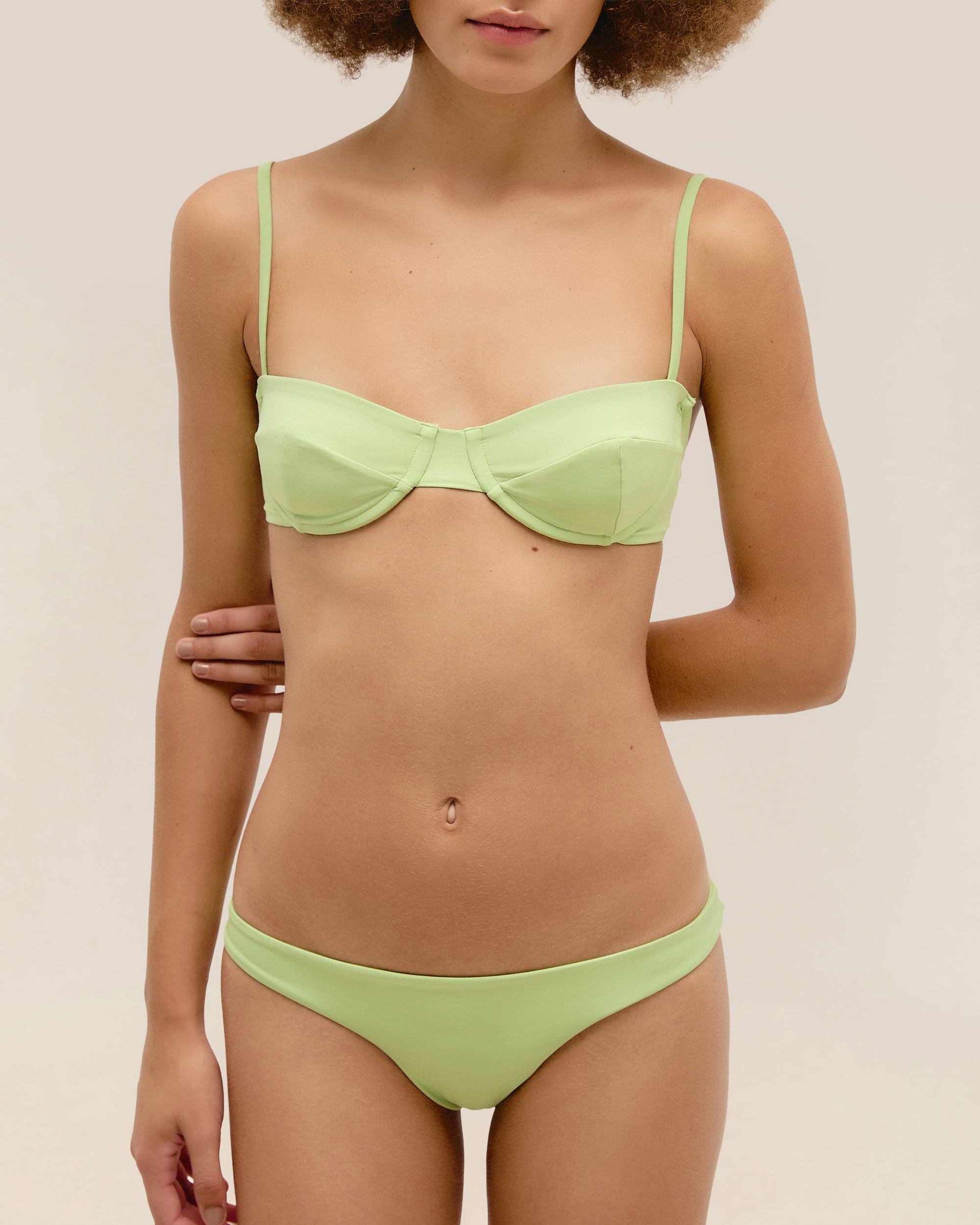 ADJUSTABLE VINTAGE TOP CANOAS GREEN