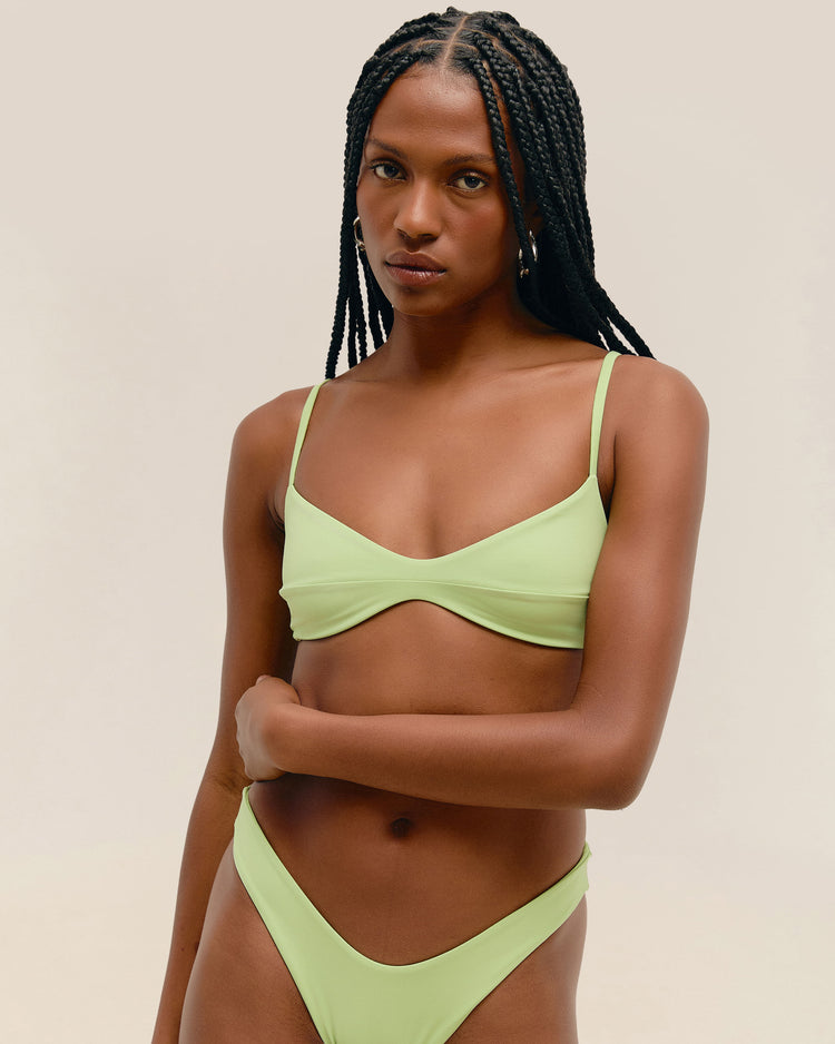 ADJUSTABLE MONICA TOP CANOAS GREEN