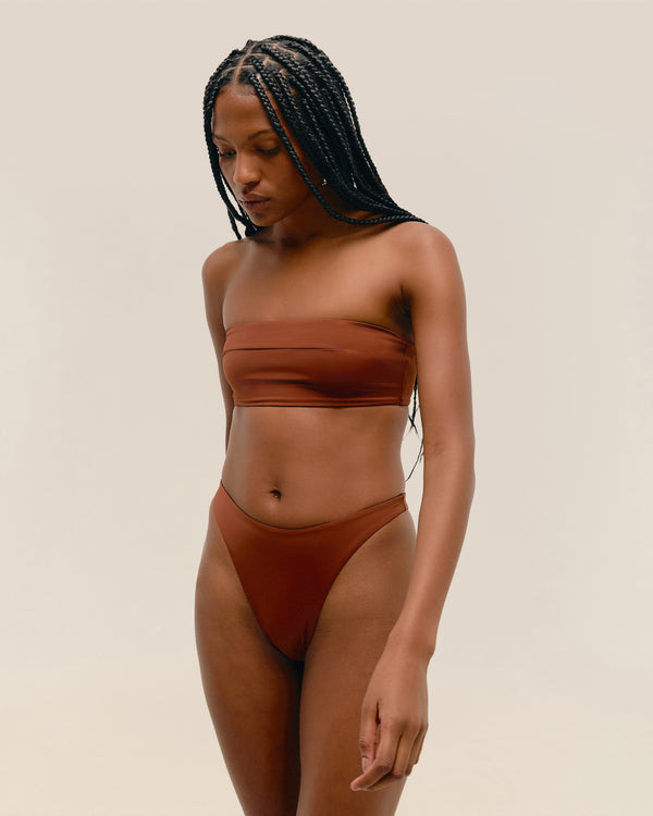 STRAIGHT GABI TOP MID BROWN