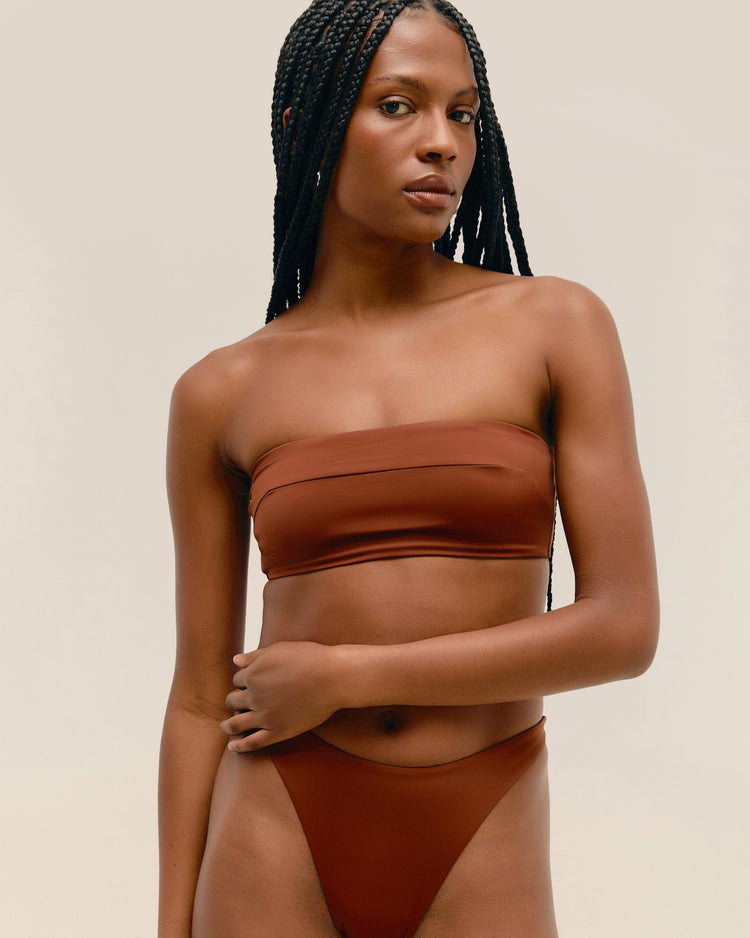 STRAIGHT GABI TOP MID BROWN
