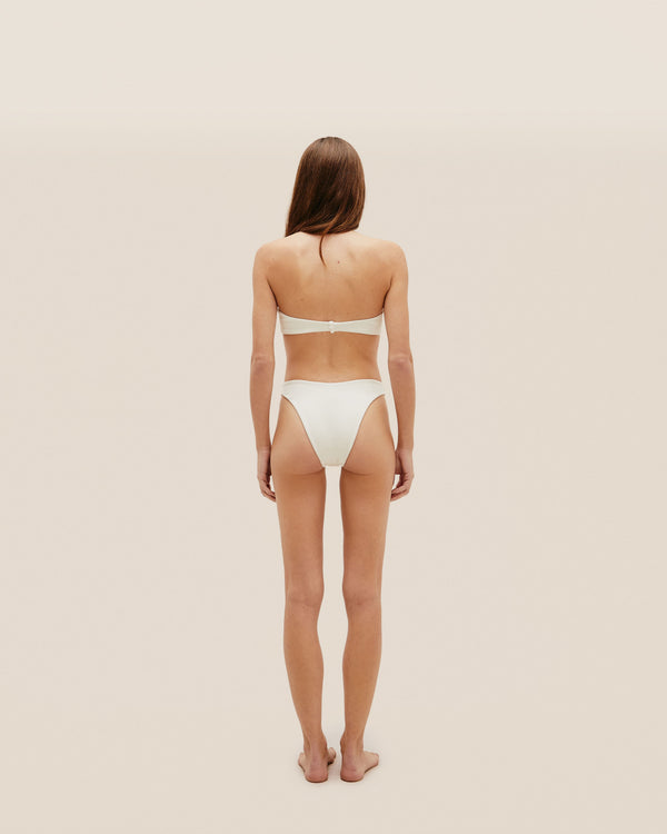 CREPE STRAIGHT GABI TOP - OFF-WHITE