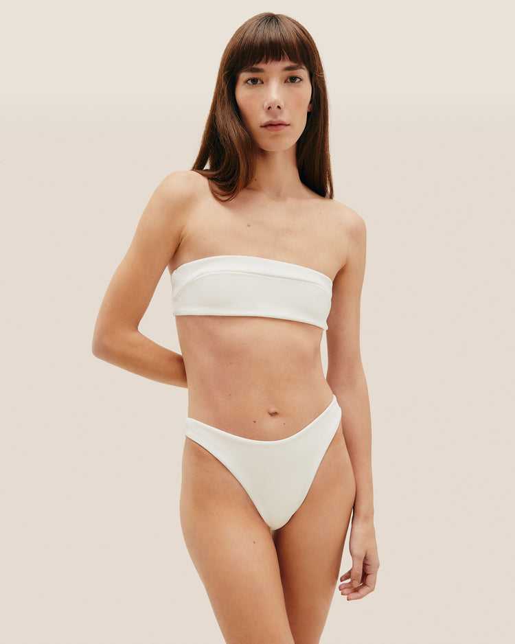 CREPE STRAIGHT GABI TOP OFF-WHITE