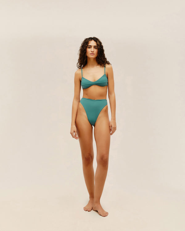 ADJUSTABLE MONICA TOP SEAWEED GREEN