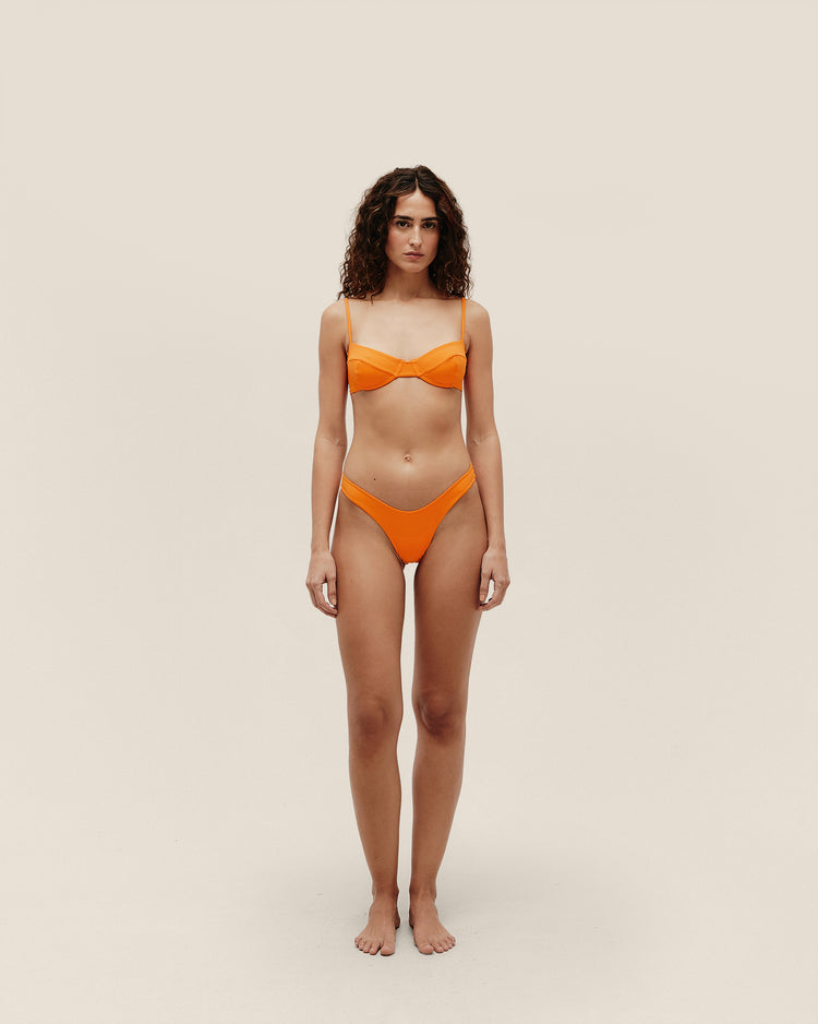 ADJUSTABLE VINTAGE TOP MANDARINA ORANGE