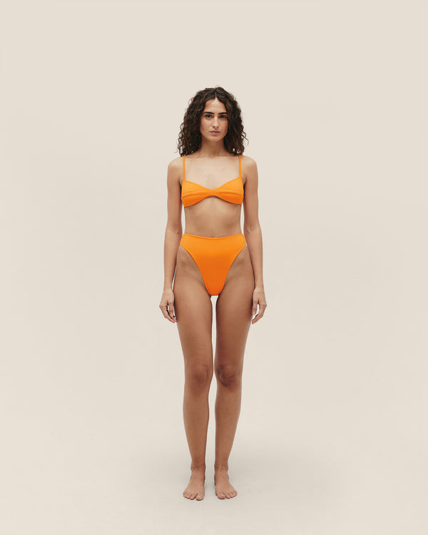 ADJUSTABLE MONICA TOP MANDARINA ORANGE