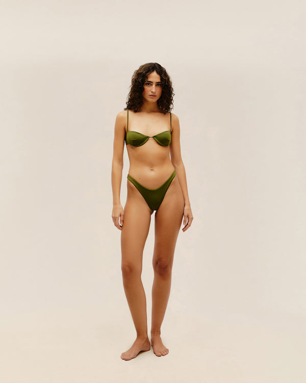 ELLA TOP OLIVE GREEN