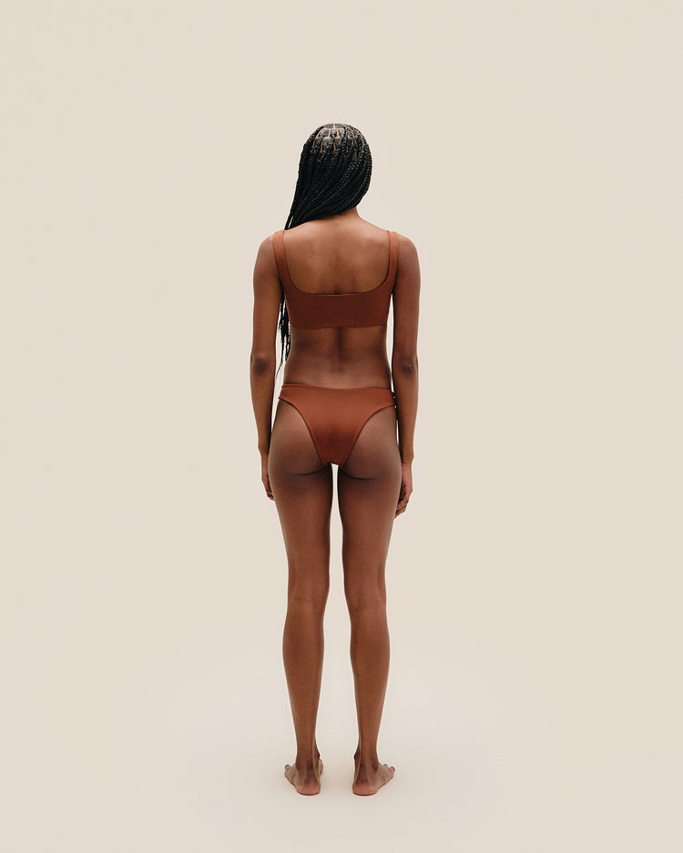 GABI TOP MID BROWN