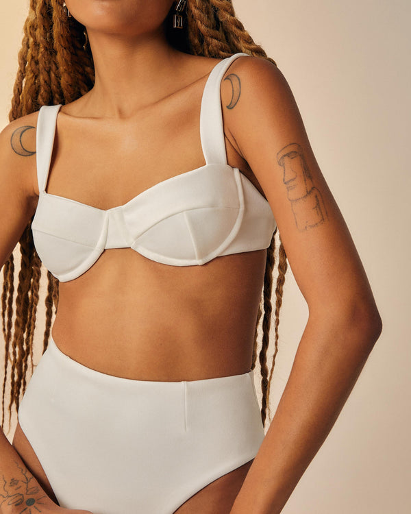 PANTALON EN CRÊPE CLASSIQUE BLANC CASÉ