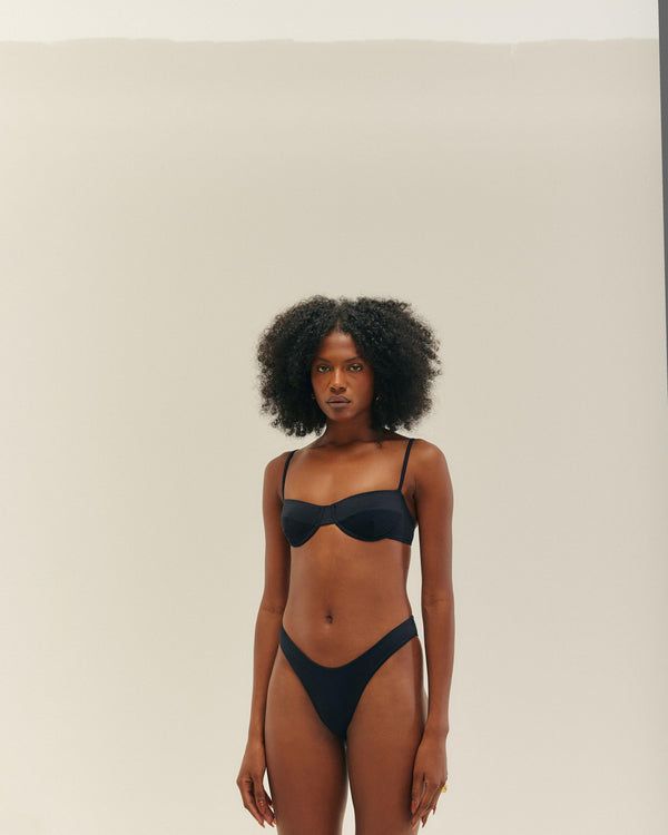 LEILA BOTTOM BLACK
