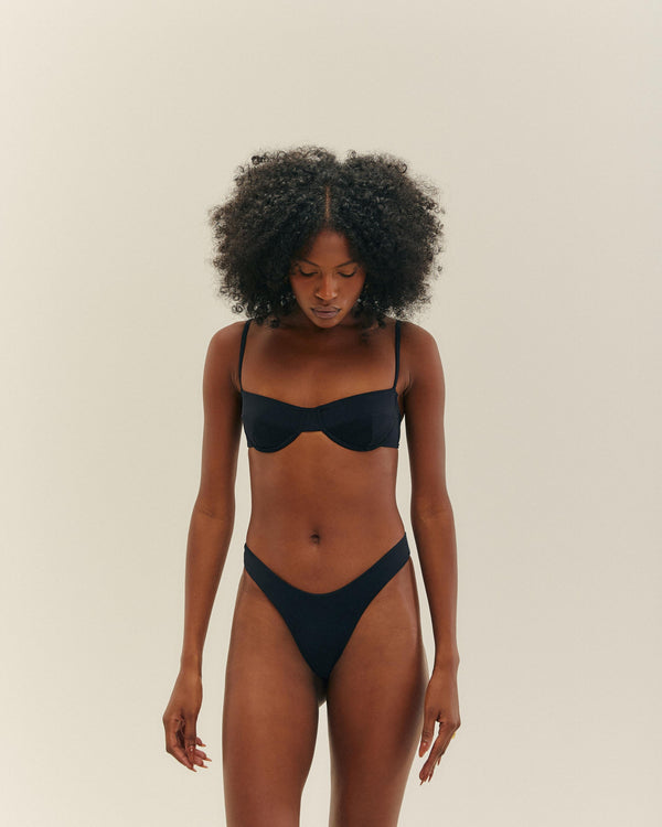 LEILA BOTTOM BLACK