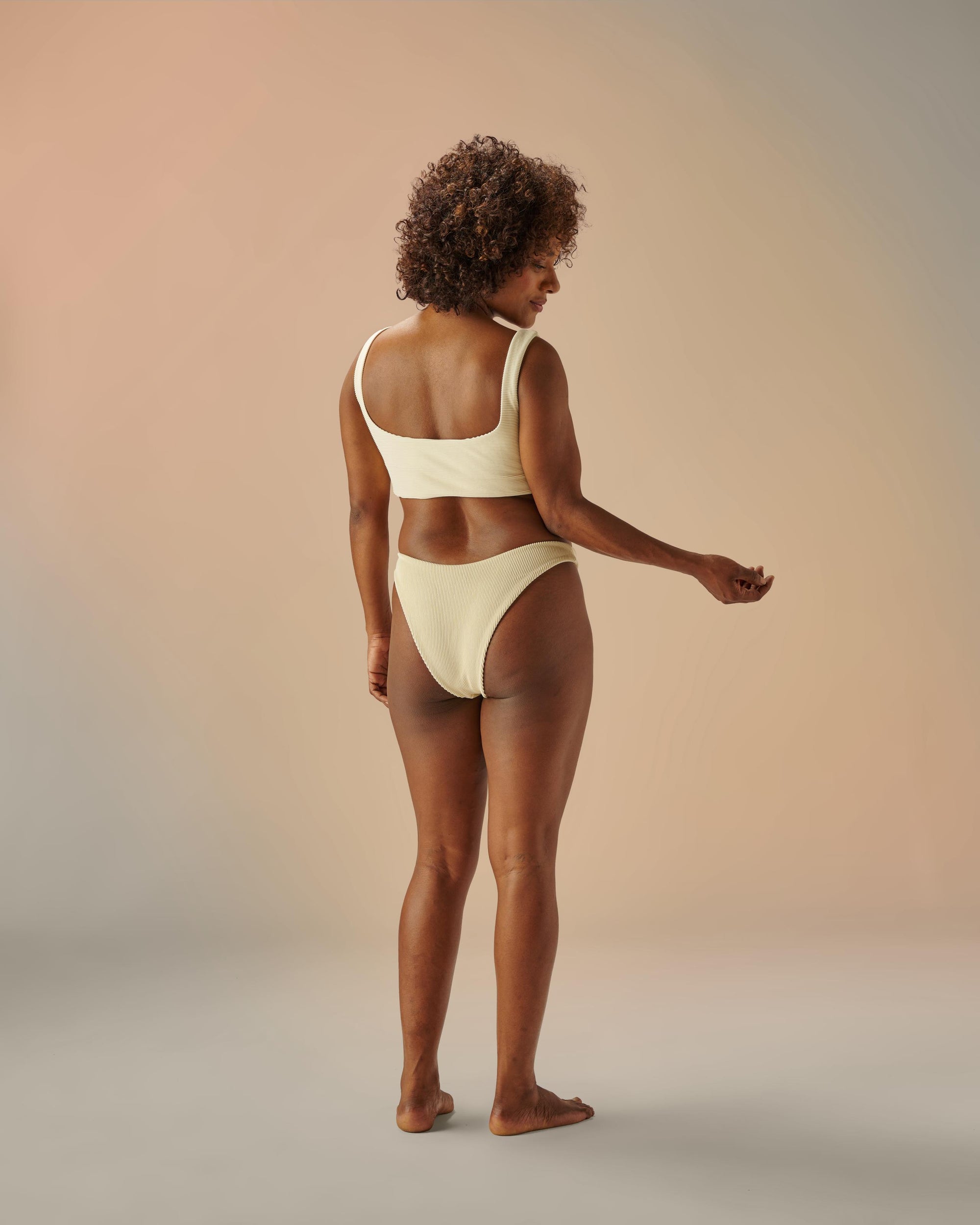 RIBBED LEILA BOTTOM IN WHITE CLAY