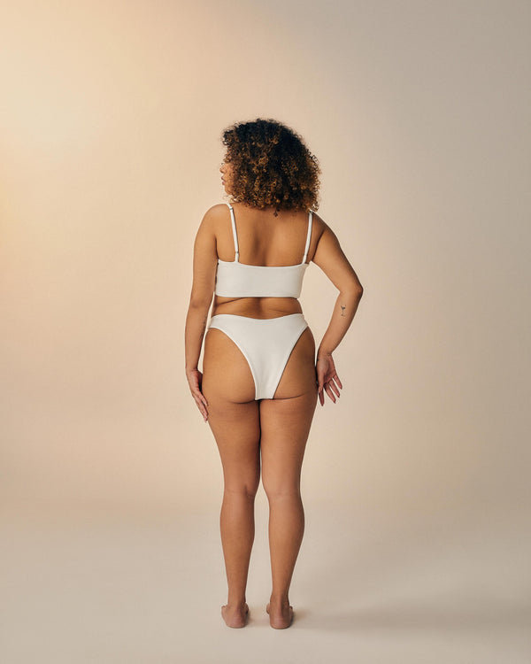 LEILA BOTTOM OFF-WHITE