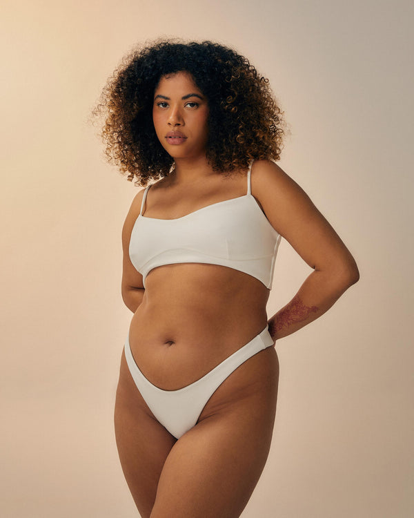 LEILA BOTTOM OFF-WHITE