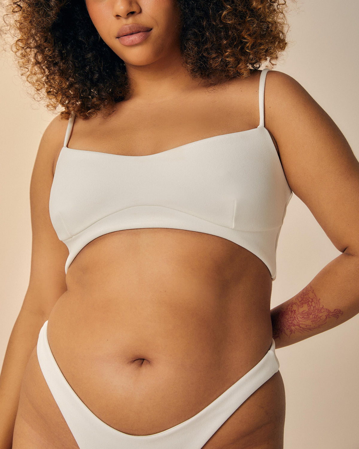 LEILA BOTTOM OFF-WHITE