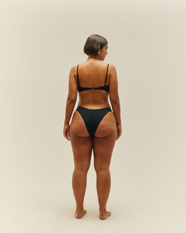 CREPE LEILA BOTTOM BLACK