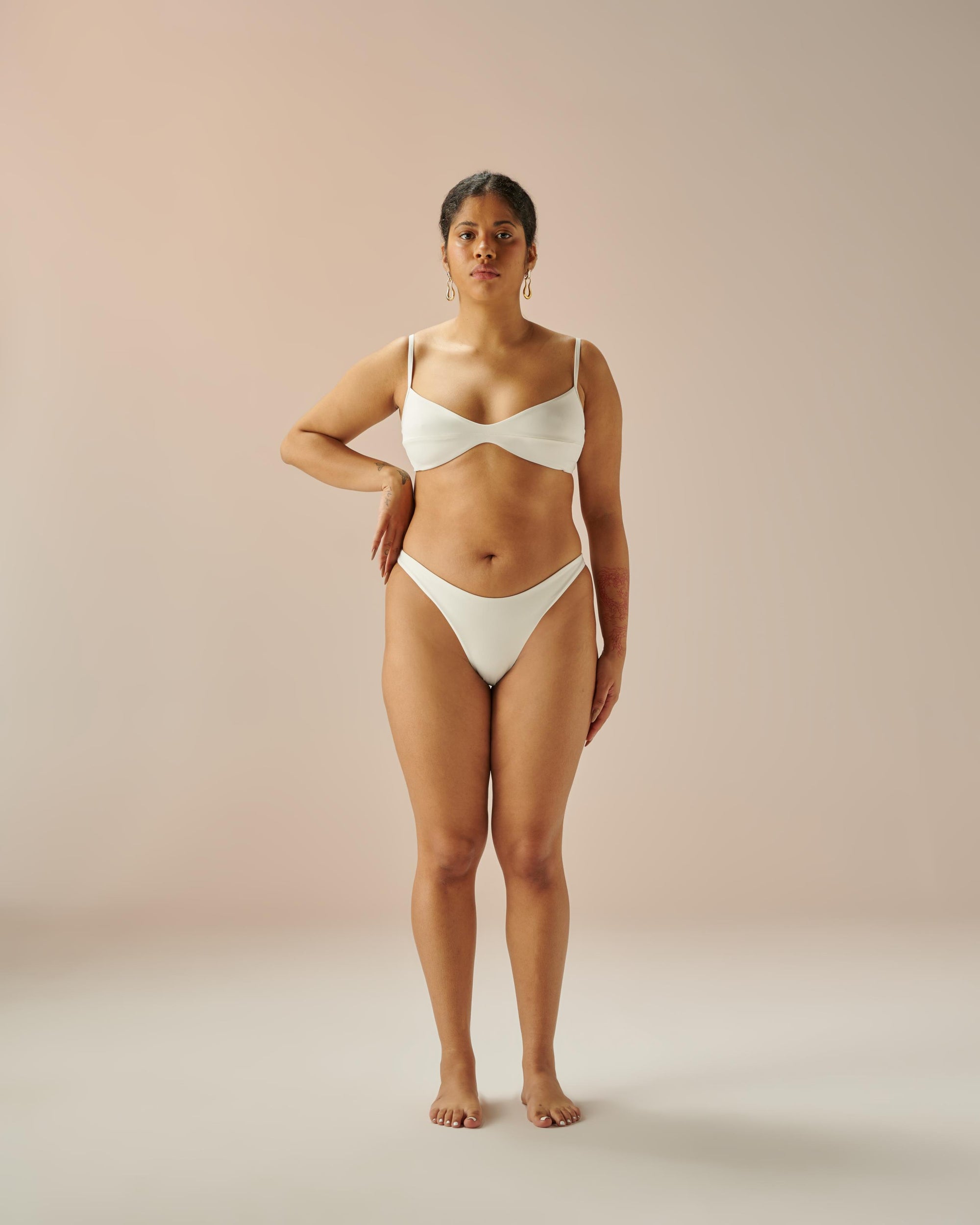 LOLA BOTTOM BLANCHÉ