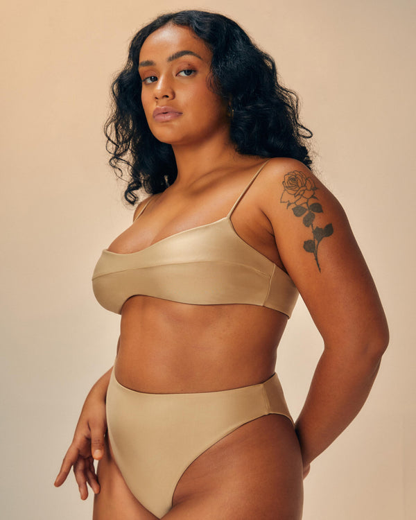 MAH SATU BEIGE HOTPANTS