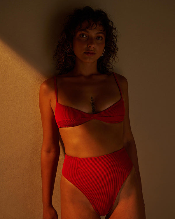 RIBBED HIGHLEG HOTPANTS RED SHIFT