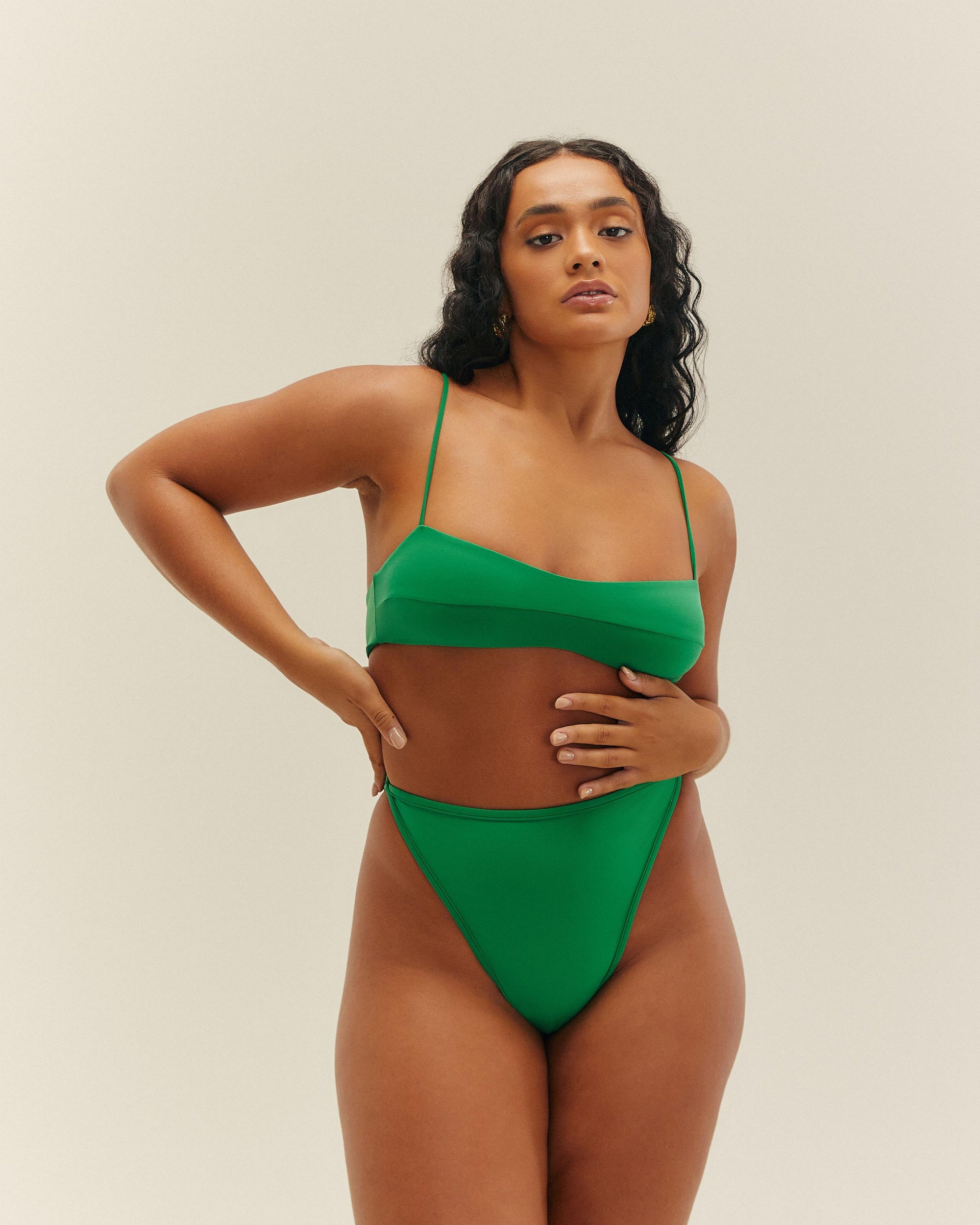 PIPPING HOTPANTS DIGITAL GREEN