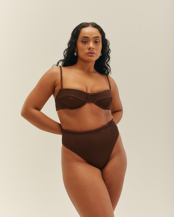 RIBBED CLASSIC HOTPANTS BRAUNA BROWN