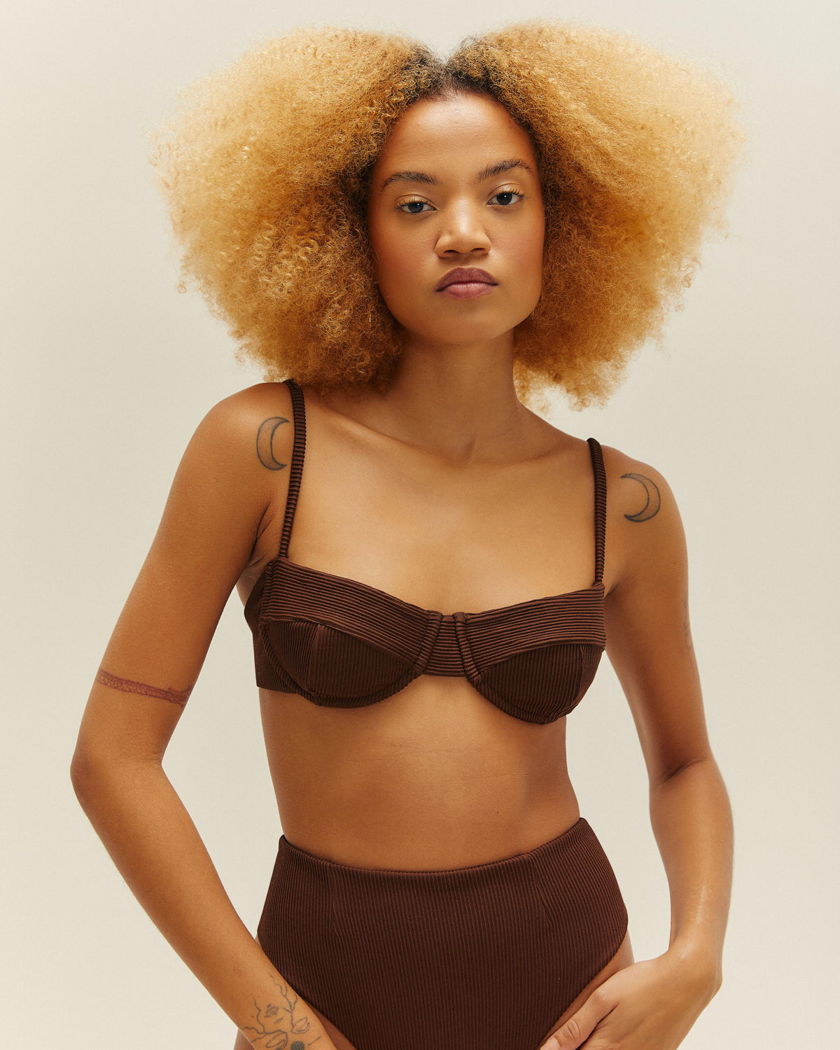 Brauna Brown Ribbed Classic Hotpants