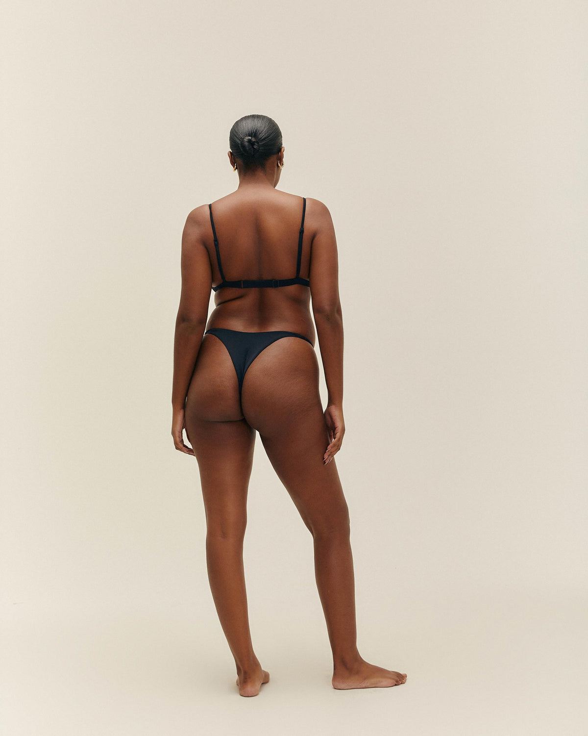 ADJUSTABLE TINA BOTTOM BLACK
