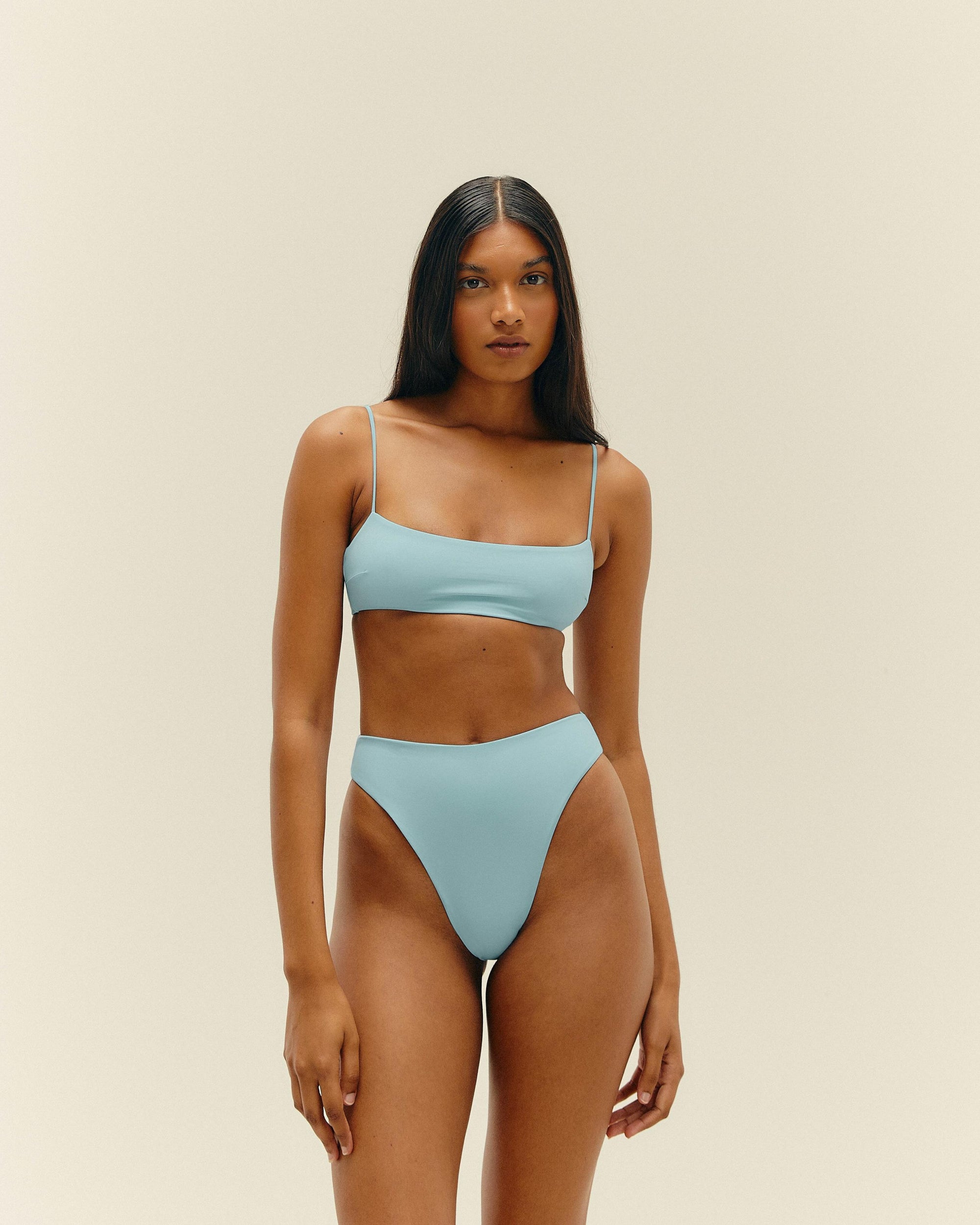 MAH HOTPANTS AZUL CELESTE