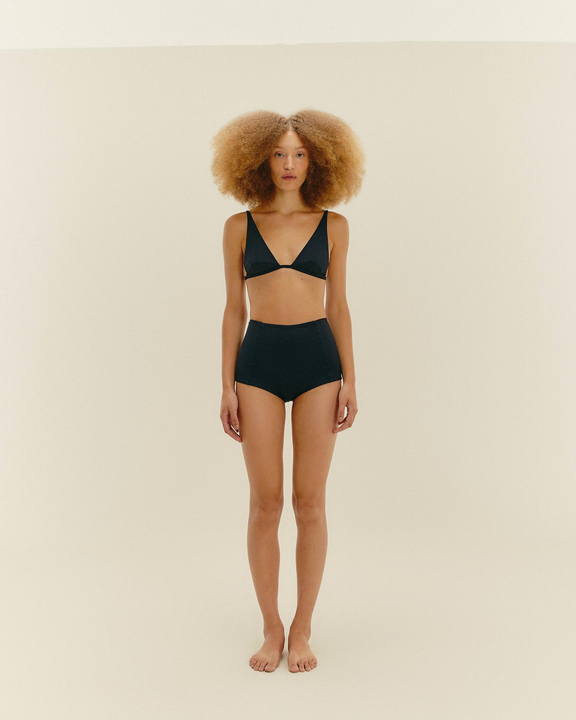DENISE BLACK HOTPANTS