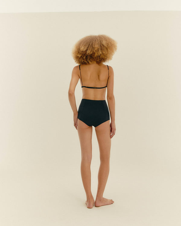 DENISE BLACK HOTPANTS