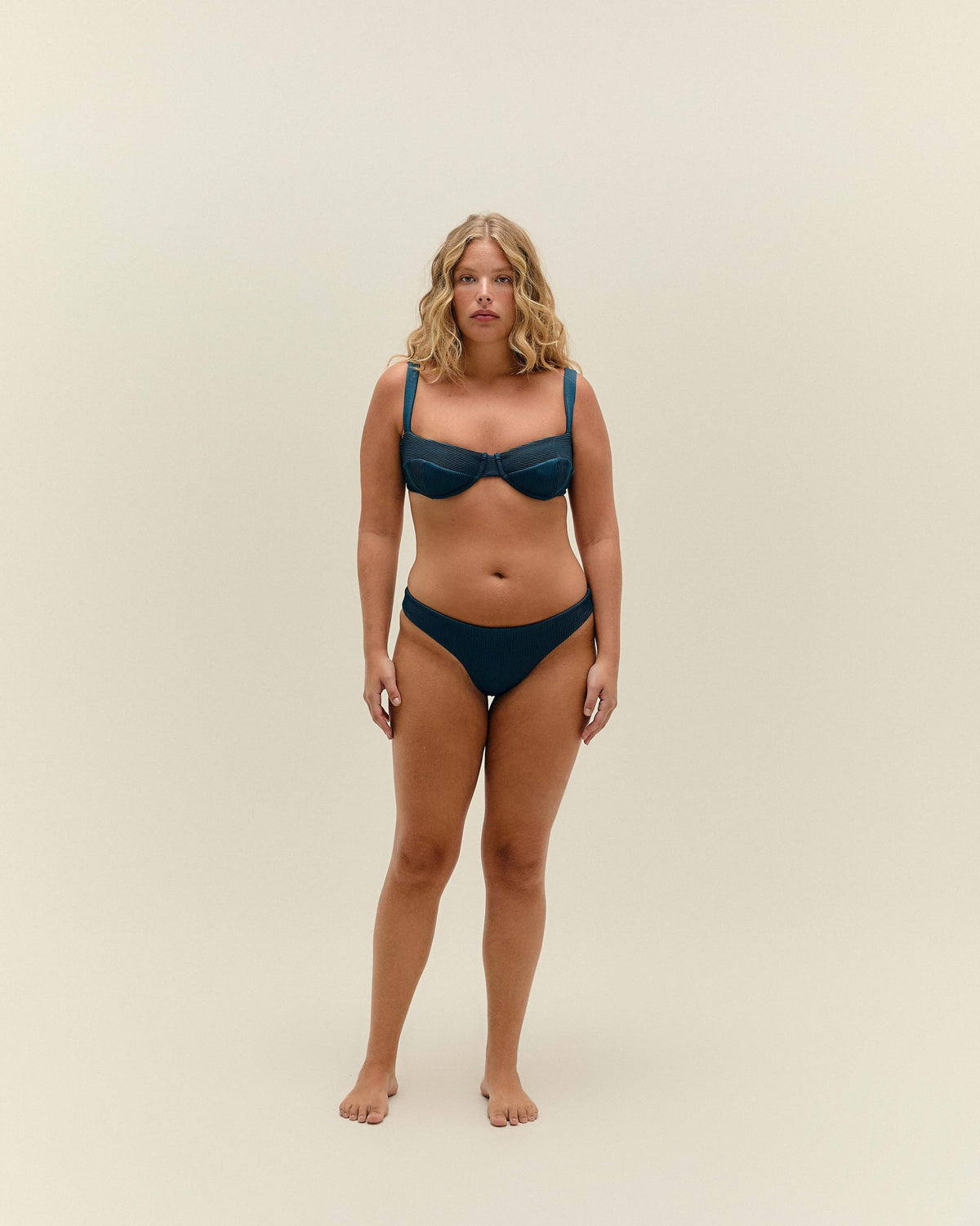 RIBBED BASIC BOTTOMS IN DEEP BLUE